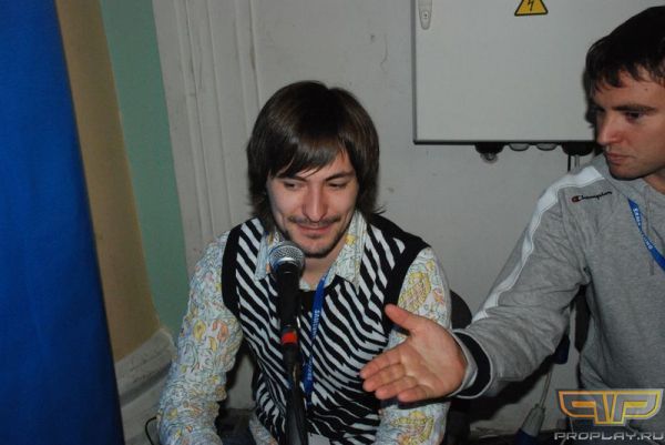 �����-��`�������